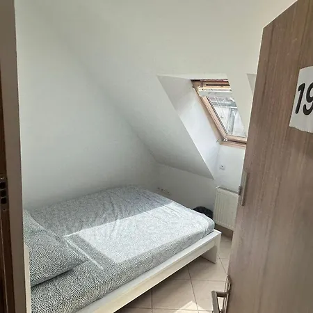 Bed & Breakfast Golebia-budget Poznaň